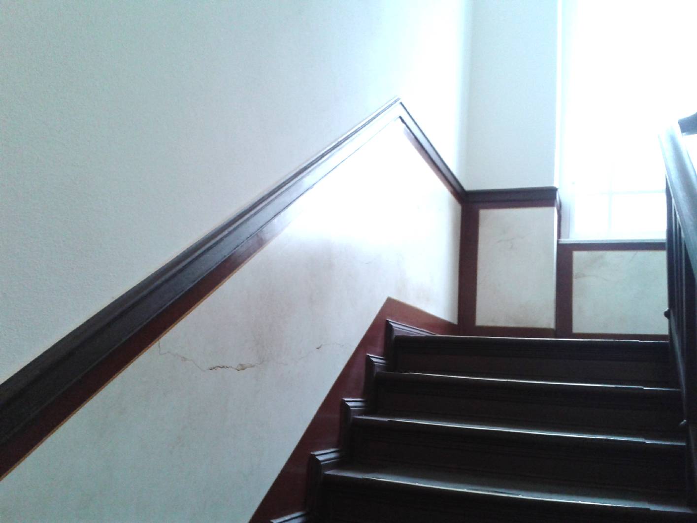 Kalkspachtel, Spachteltechnik, Schablonentechnik, Jugendstil  Treppenhaus, Treppenhaus Berlin, Gründerzeit Treppenhaus Berlin, Malerarbeiten Berlin, Restaurierung Berlin, Schablonen, Lasur, Lasuren